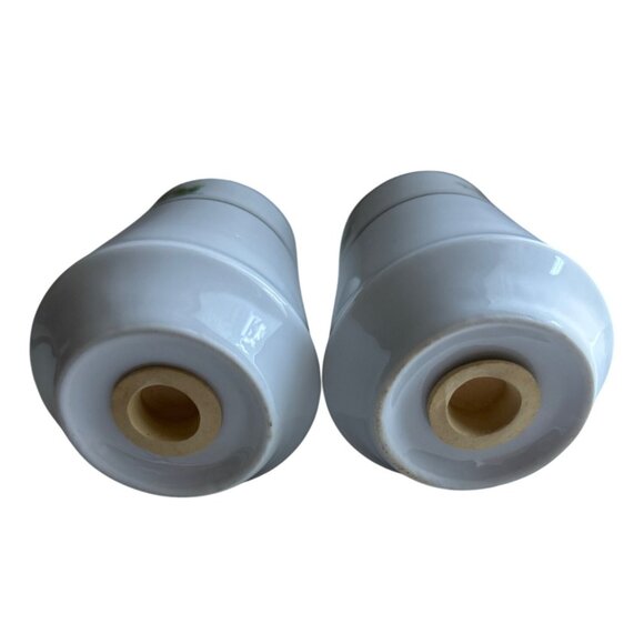 Vintage White Porcelain Salt & Pepper Shakers With Holly And Gold Trim 3" - Picture 3 of 5